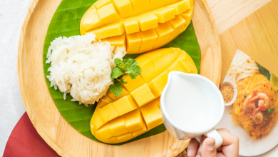 Mango with sticky rice (zdroj obrázku: canva.com)