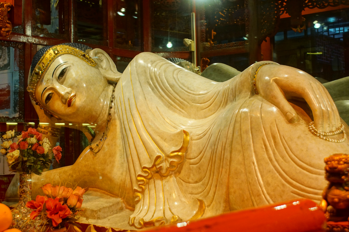 Jadeitový ležiaci Budha (zdroj obrázku: canva.com)