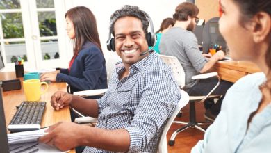 Pracovníci call centra (zdroj obrázku: canva.com)