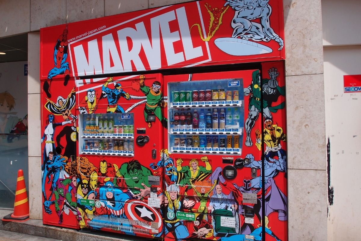 Automat v štýle Marvel (zdroj obrázku: flickr/Guilhem Vellut)