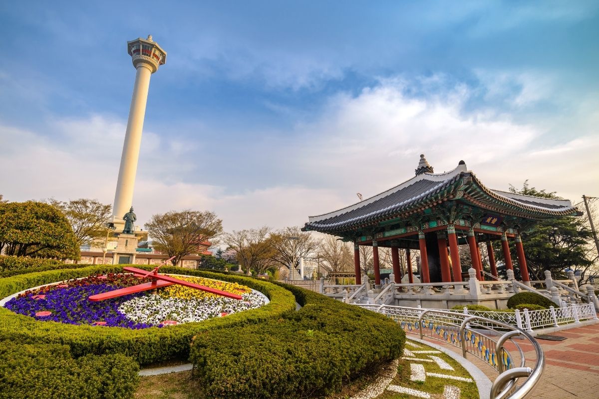 Busan tower (zdroj obrázku: canva.com)