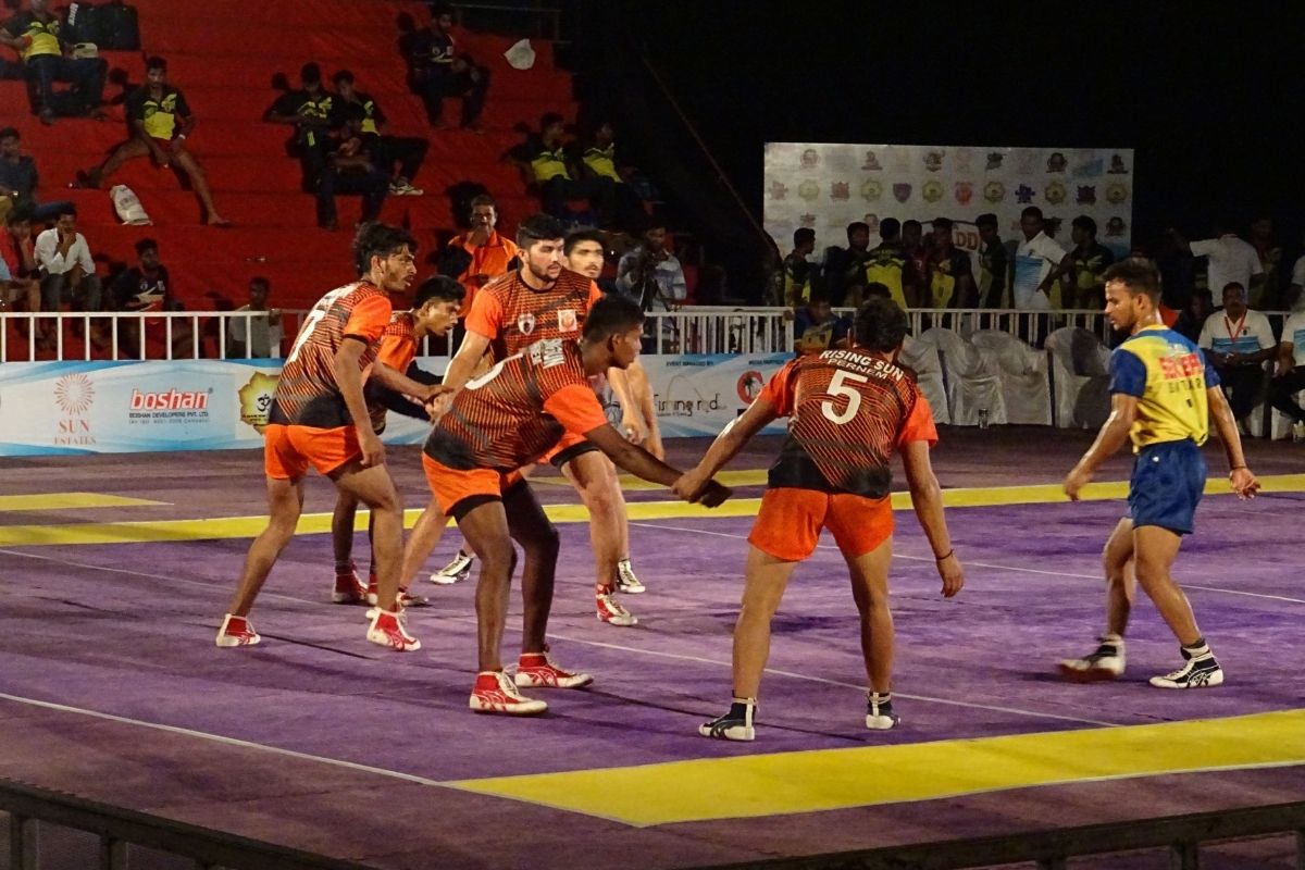 Hráči kabaddi v akcii (zdroj obrázku: flickr/Joegoauk Goa)