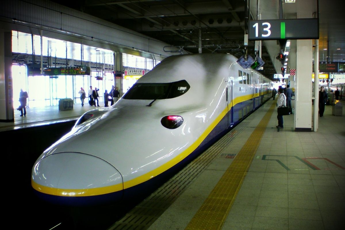Ukážka jedného z rýchlovlakov (zdroj obrázku: flickr/MIKI Yoshihito)