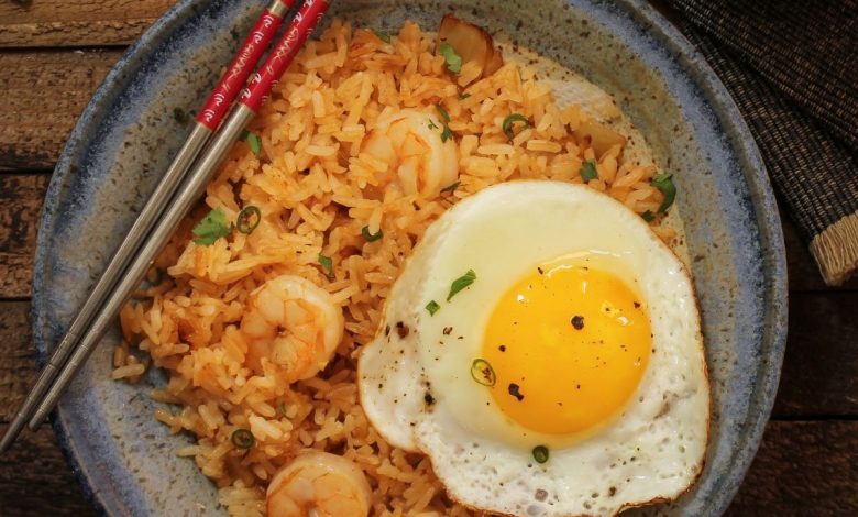 Nasi goreng (zdroj obrázku: canva.com)