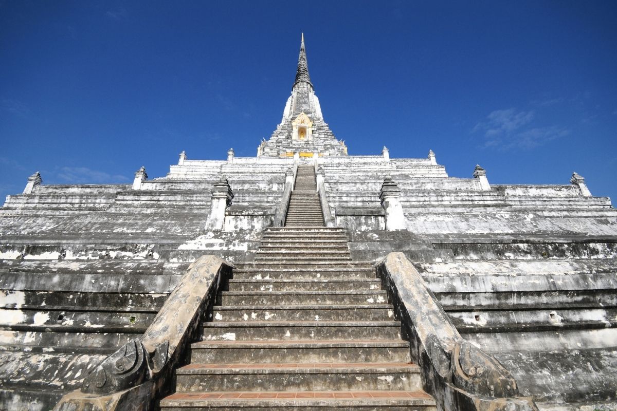 Wat Phu Khao Thong (zdroj obrázku: canva.com)