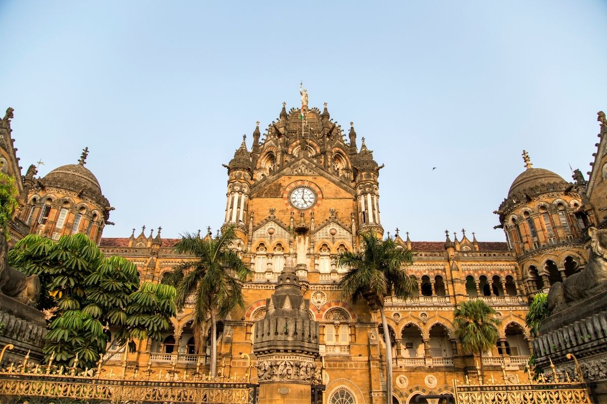 Chhatrapati Shivaji Terminus (zdroj obrázku: canva.com)