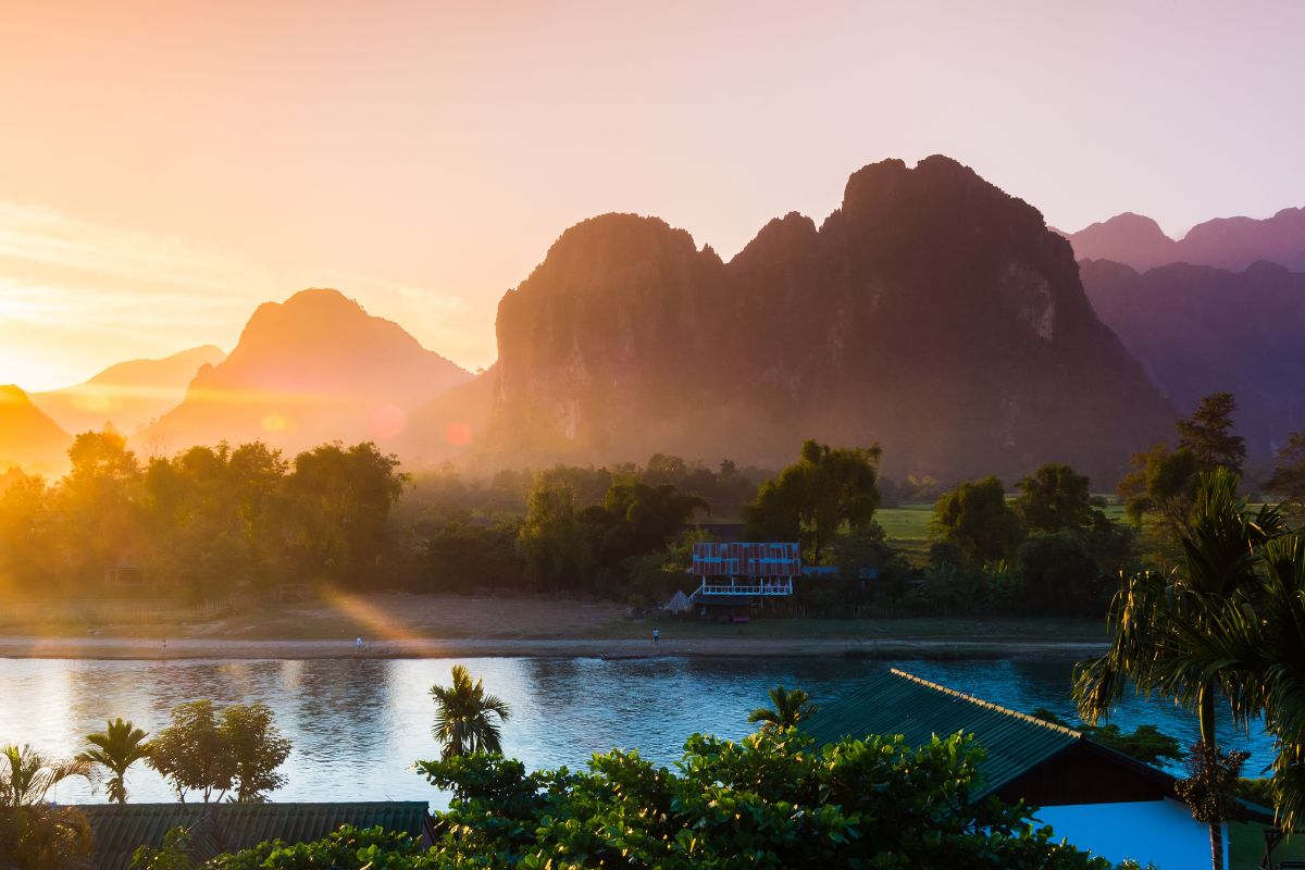 Laos (zdroj obrázku canva.com)