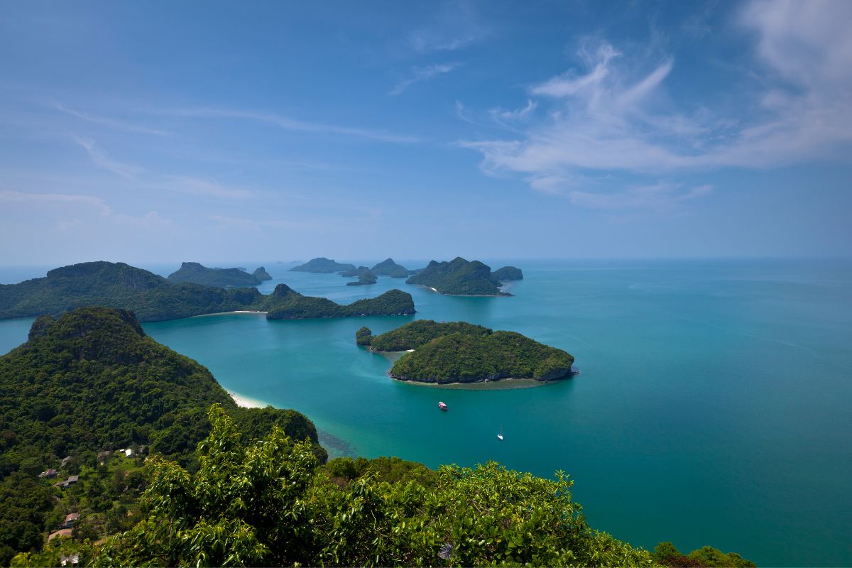 Výhľad na Národný morský park Ang Thong (zdroj obrázku: canva.com)