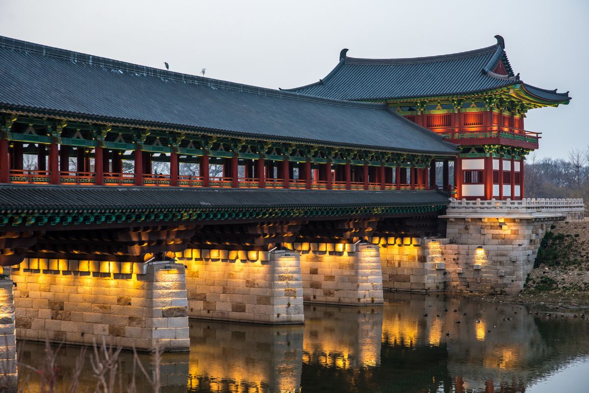 Most Woljeonggyo (zdroj obrázku: canva.com)