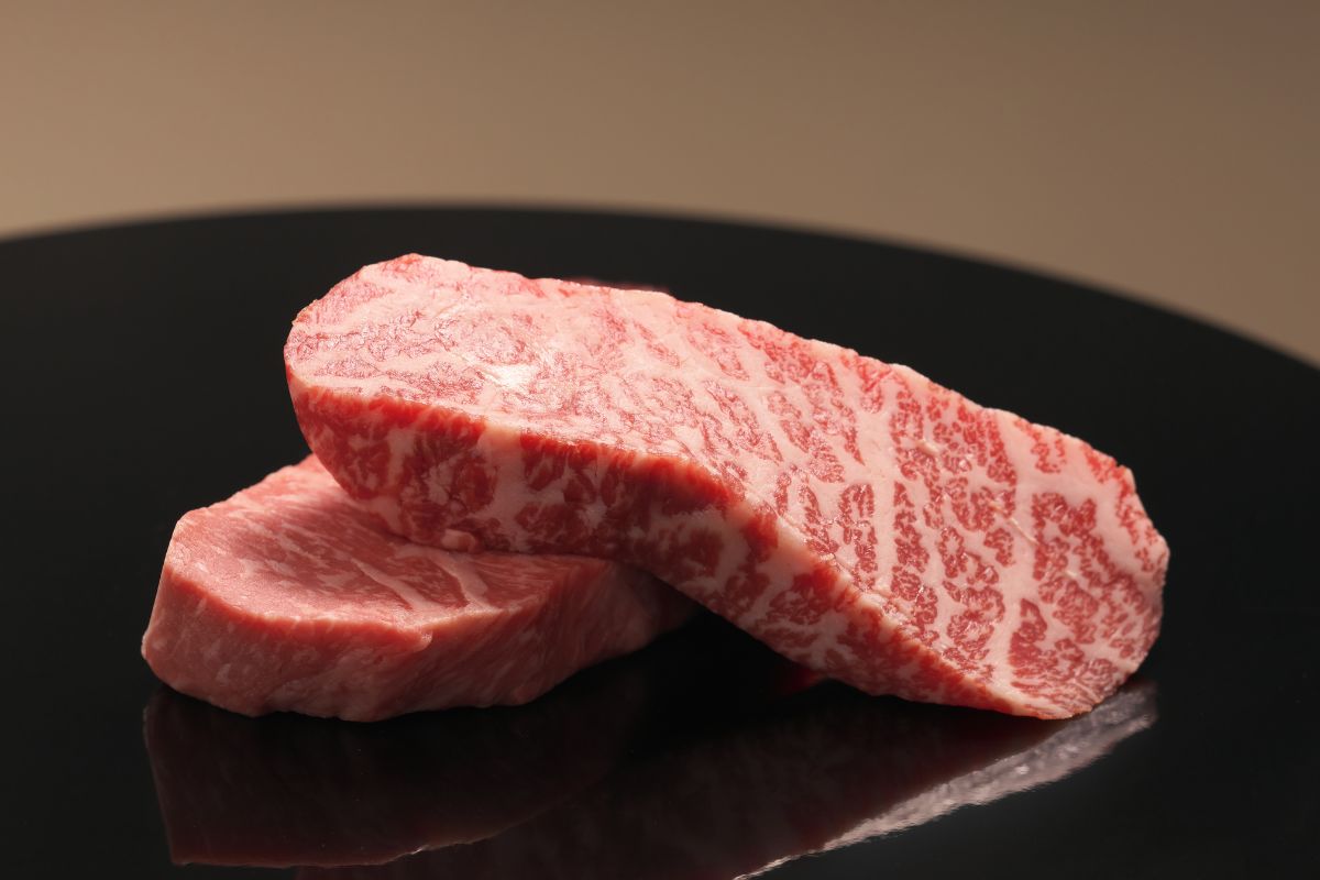 Wagyu steak (zdroj obrázku: canva.com)
