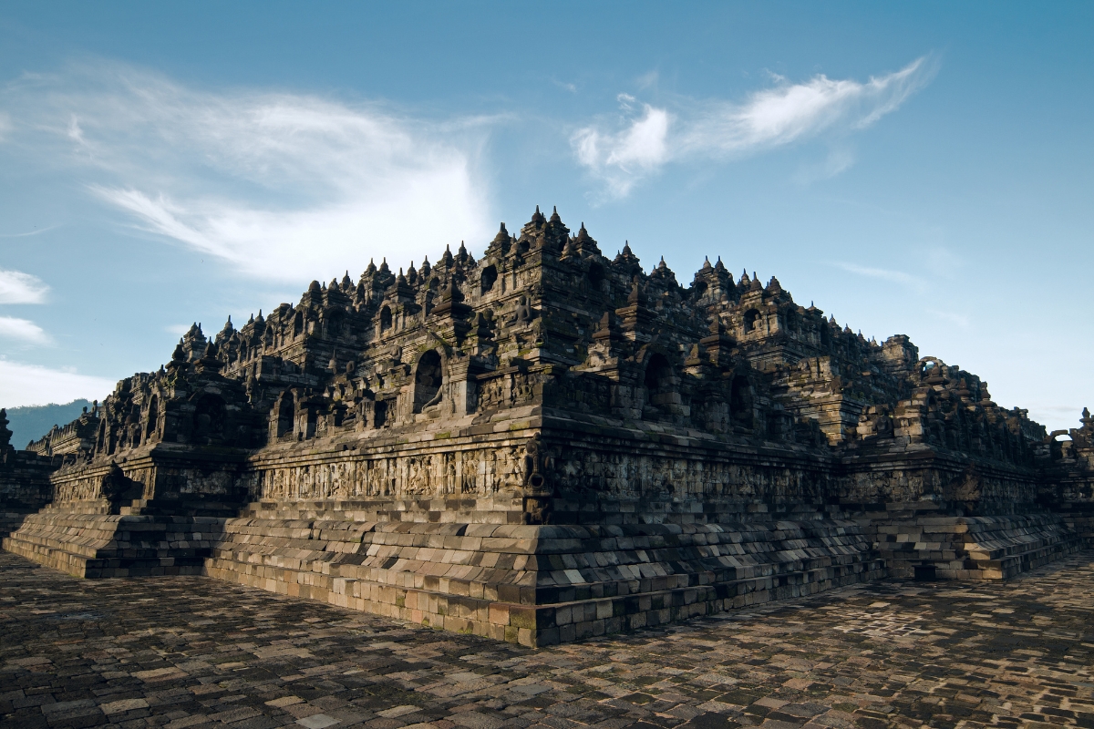 Borobudur môžete navštíviť aj vy (zdroj obrázku: canva.com)