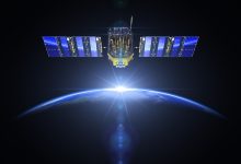 Ilustračný obrázok - vesmírny satelit (zdroj obrázku: canva.com)