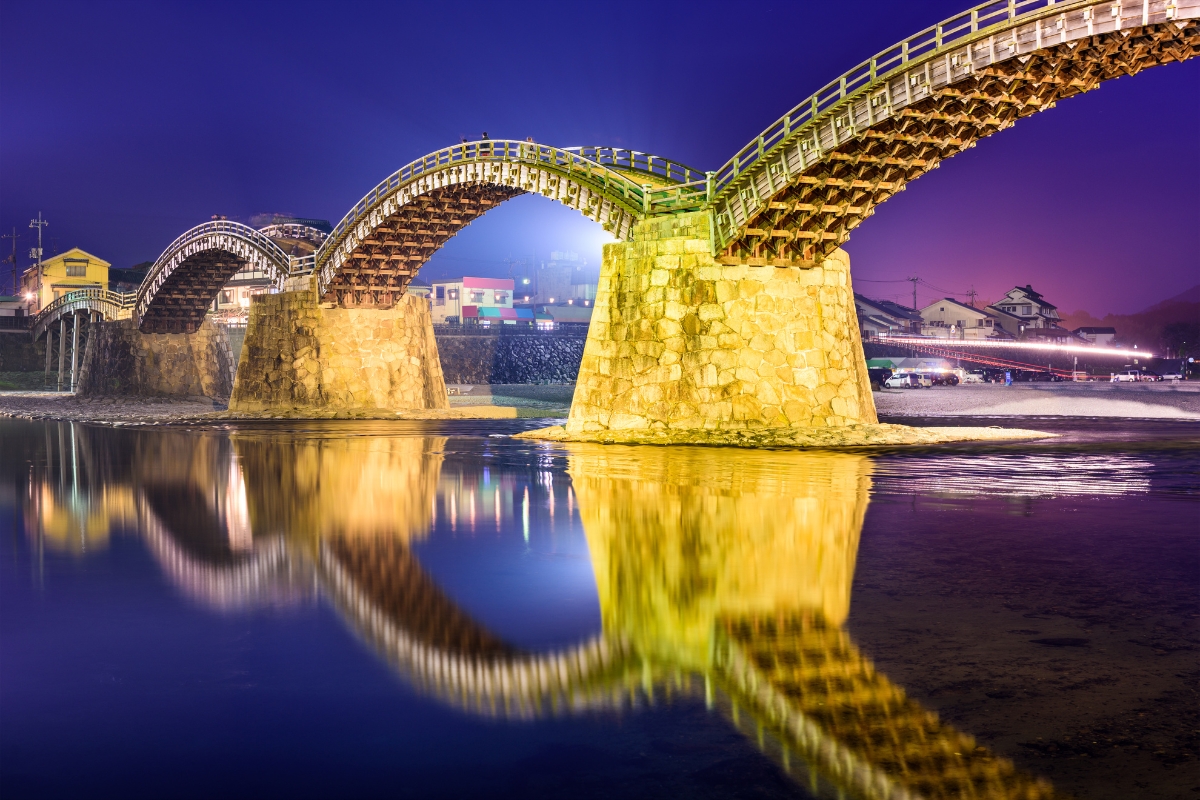 Kintaikyo Bridge, Japonsko (zdroj obrázku: canva.com)